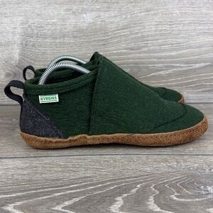 Kyrgies Tengries Walkabout Sz 9.5/EU 40 Green Charcoal Gray Wool Felt House Shoe